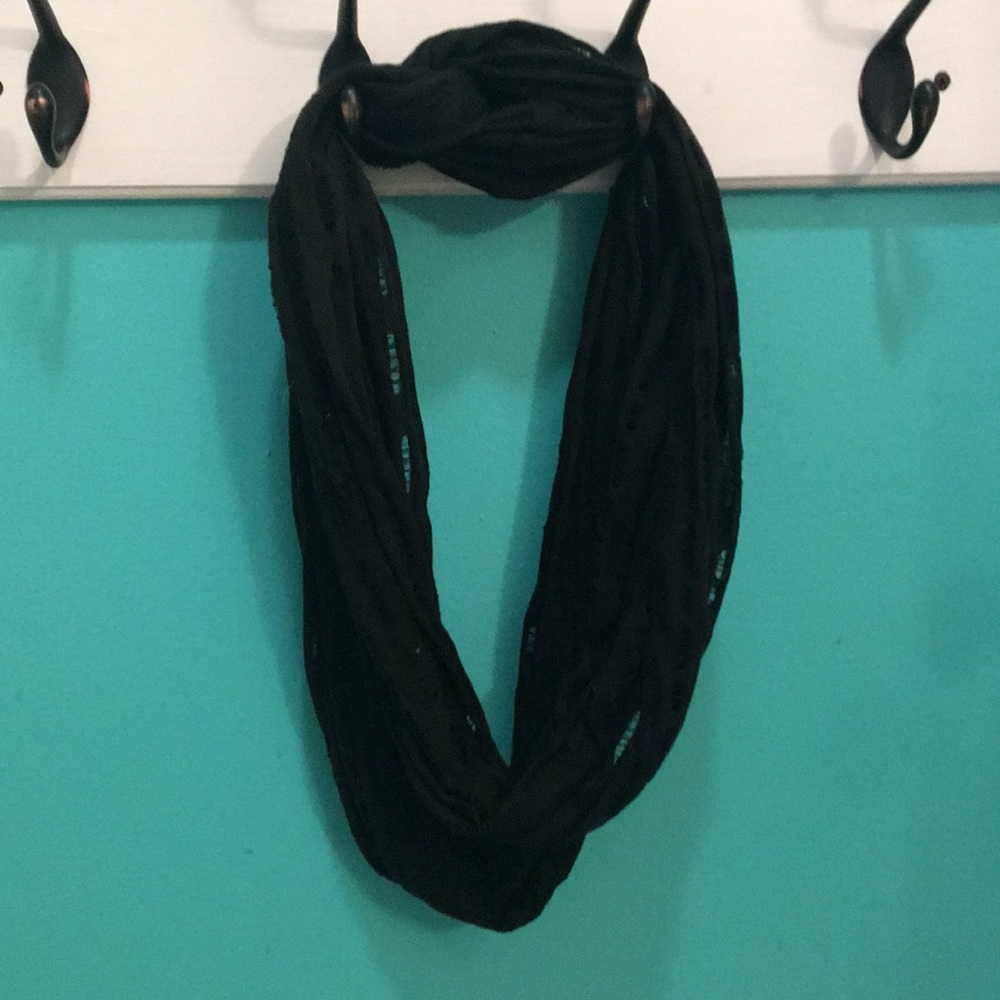 Infinity scarf